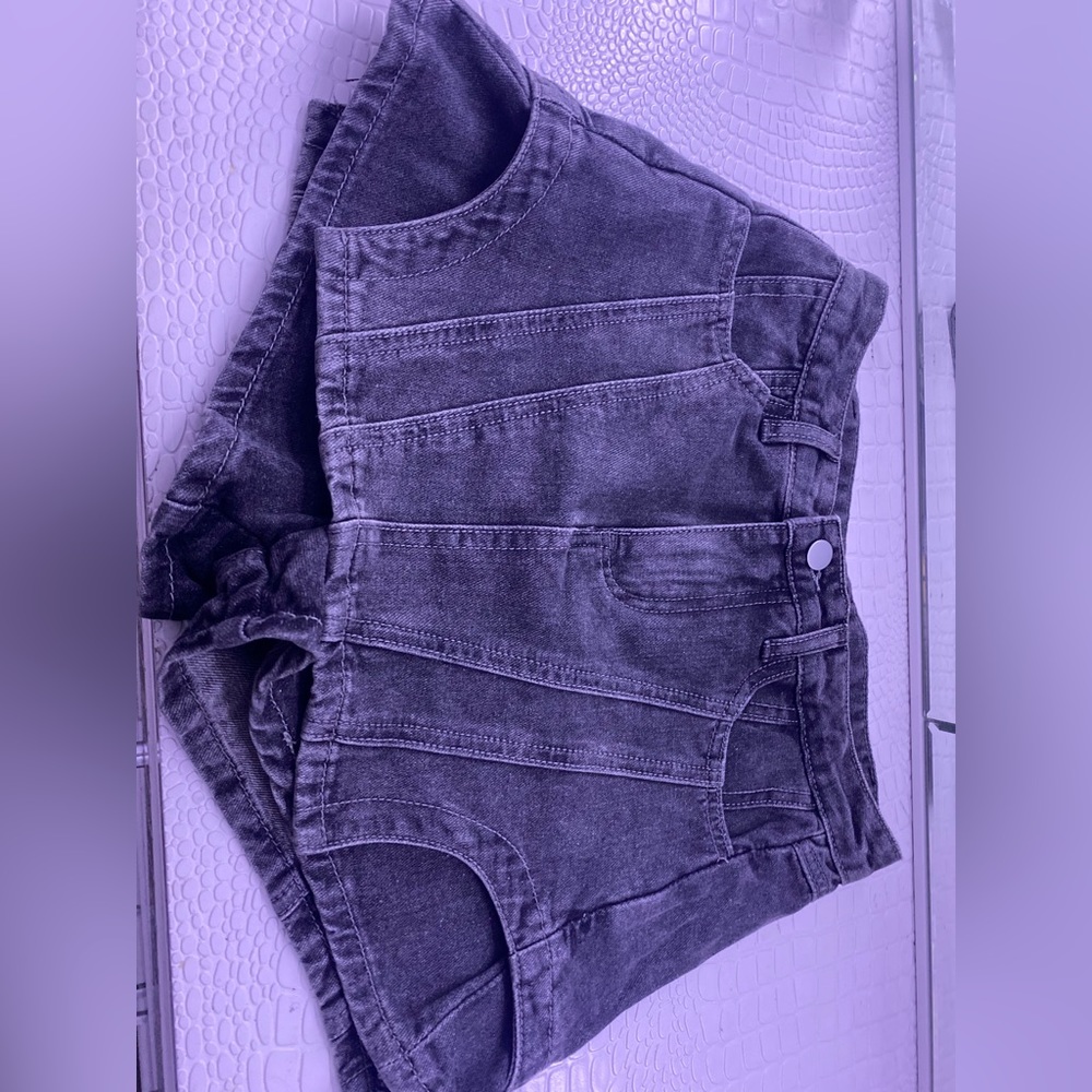 A skirt from syxbrand, Brand new.